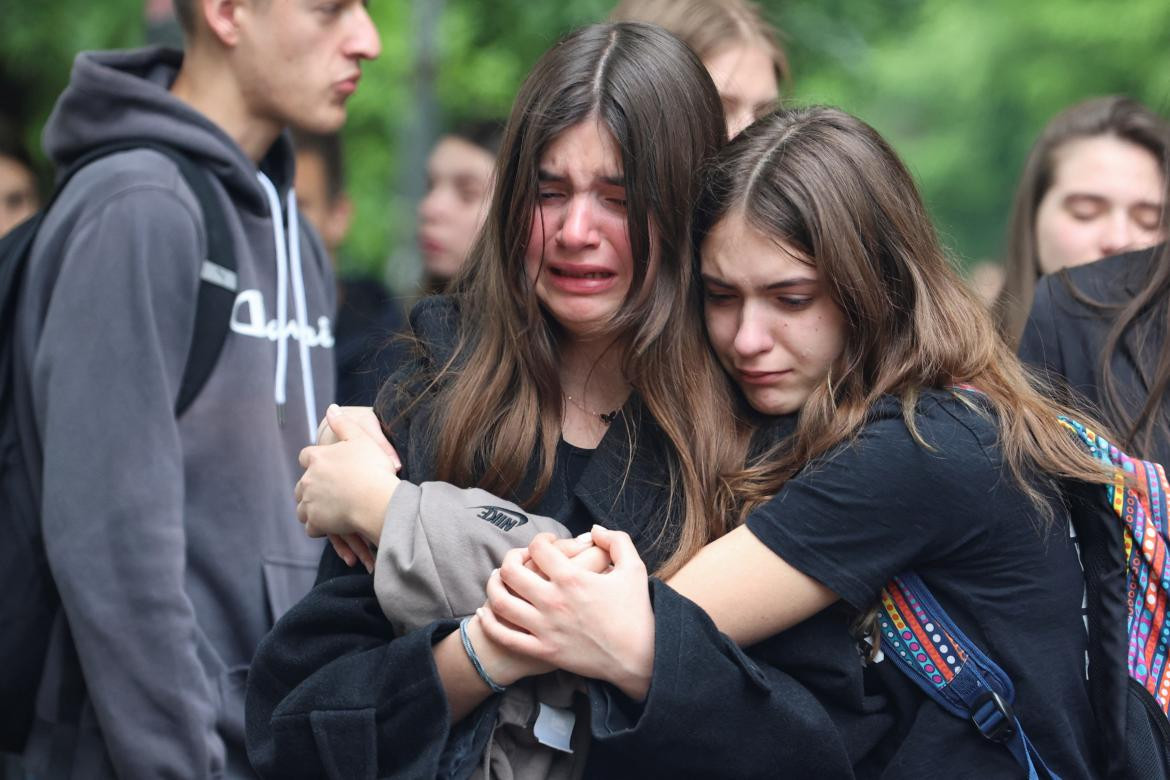 Conmoción por el tiroteo en Belgrado. Foto: Reuters.