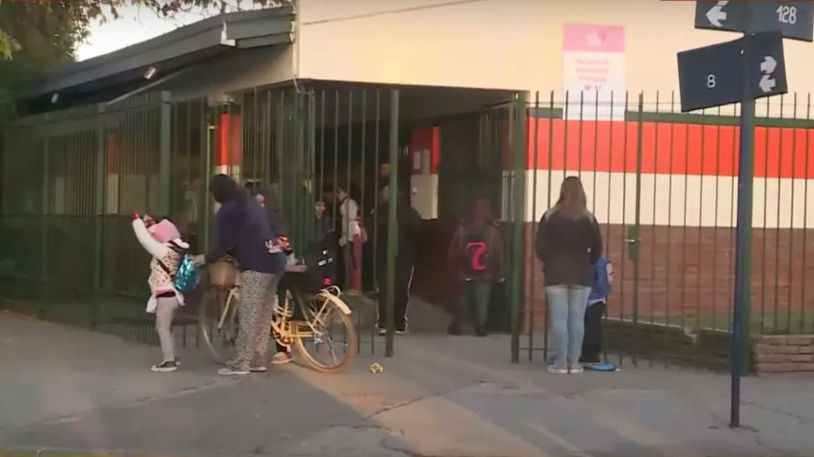 Un niño de 12 años llevó un arma al colegio. Foto: Captura de pantalla.