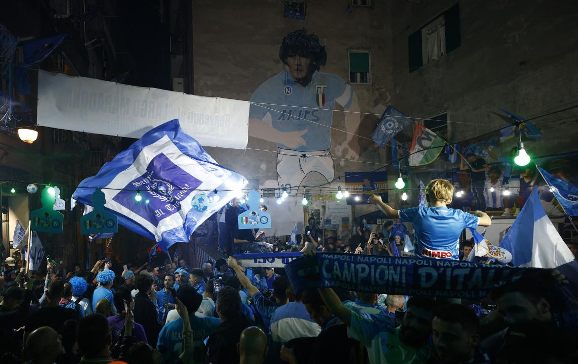 Festejo del Napoli ante el Udinese por la Serie A. Foto: REUTERS.