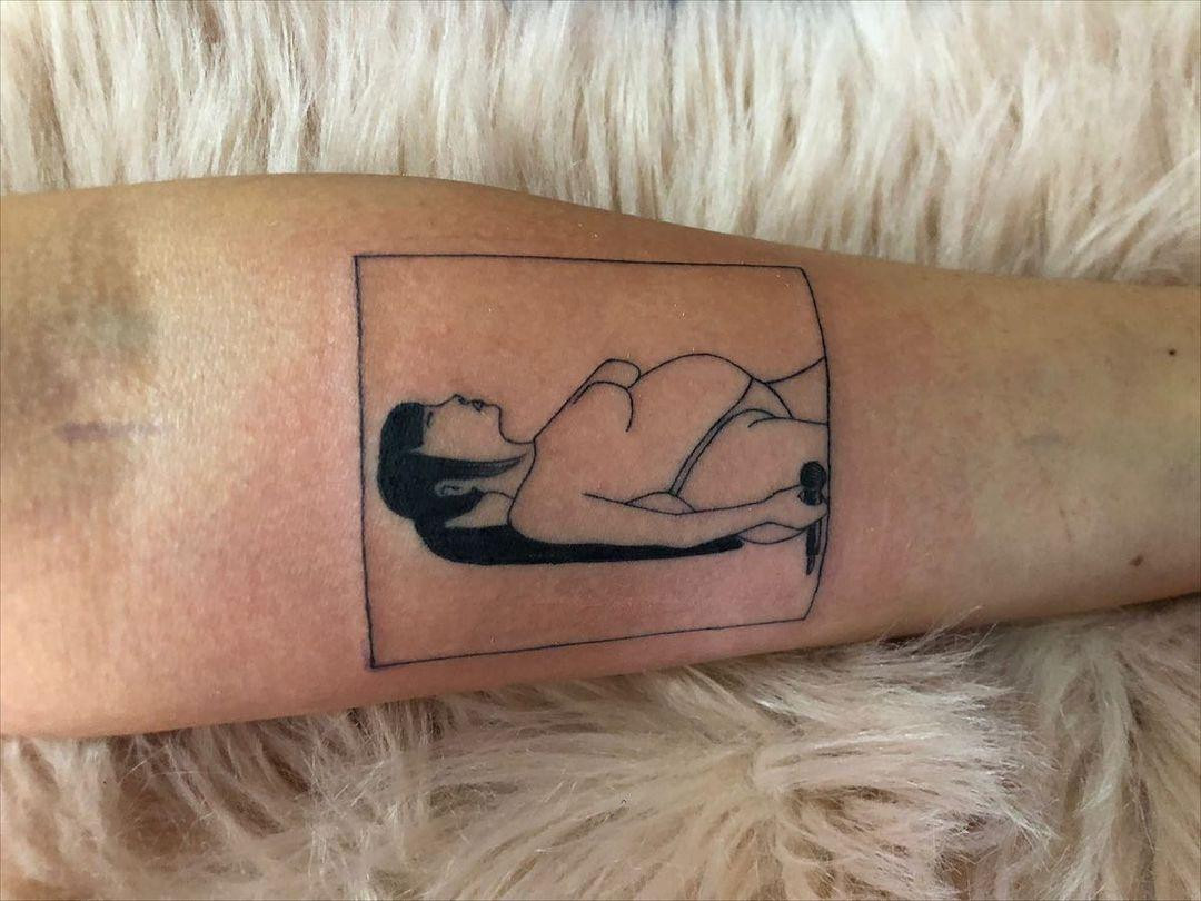 El tatuaje de Cazzu embarazada. Foto: Instagram @maaaaar___2.