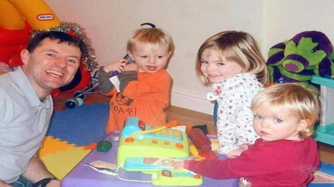 Madeleine McCann, de pequeña, junto a sus hermanos. Foto: The Sun.