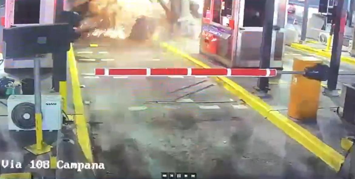 Choque en peaje, Panamericana, foto captura de video
