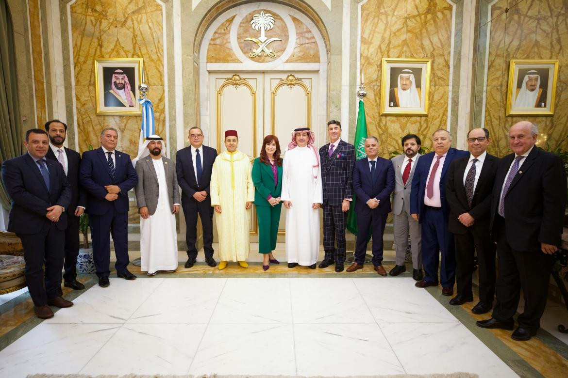 Cristina Fernández de Kirchner se reunió con embajadores de países árabes. Foto: Twitter.