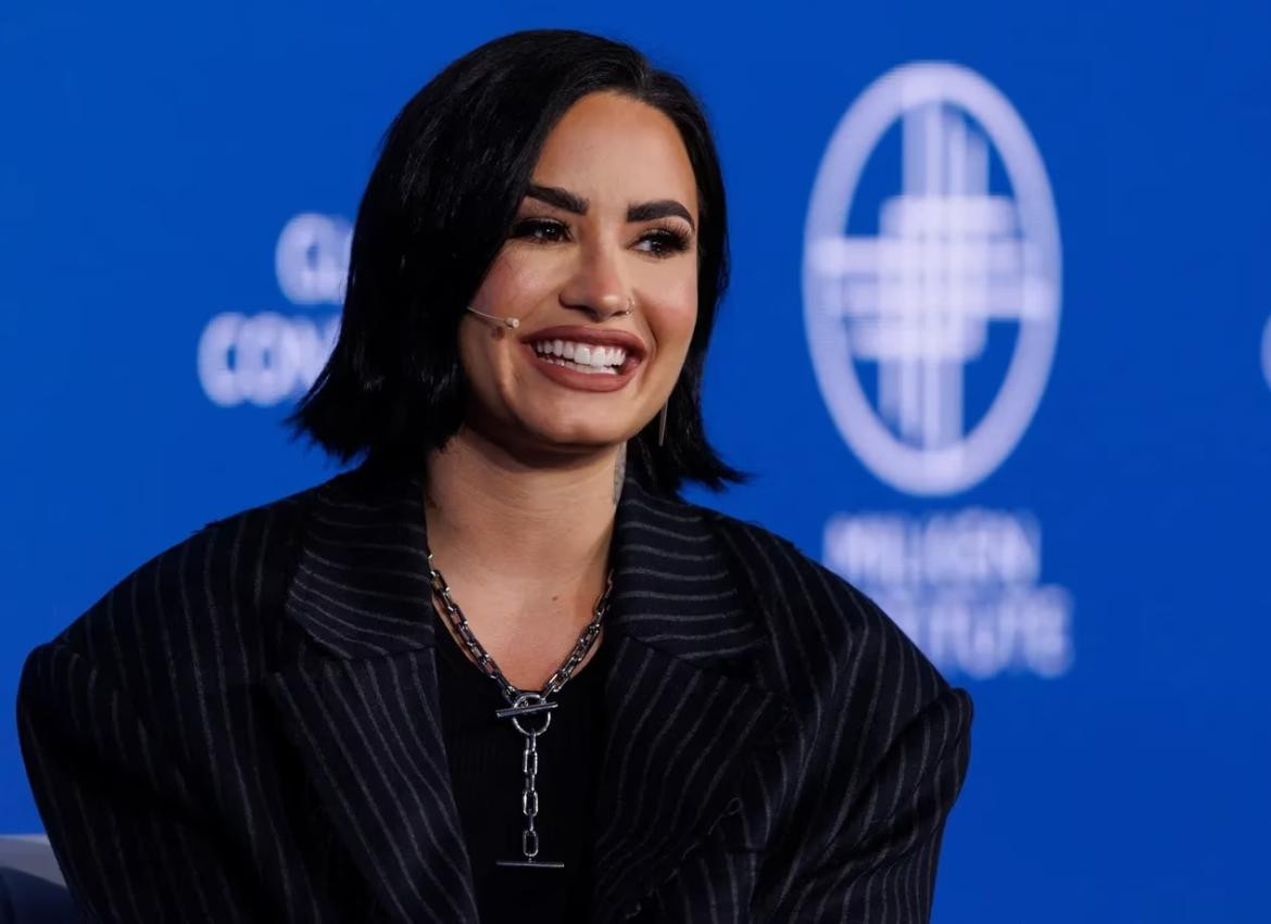 Demi Lovato mostró las fotos que le sacó a un supuesto OVNI. REUTERS