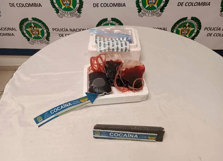 Cocaína en bolsas de sangre. Fuente: Policía Nacional