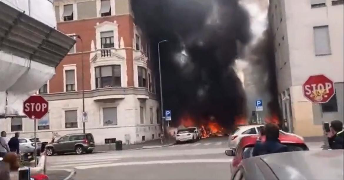 Impactante incendio en Milán, Italia. Video: Twitter.