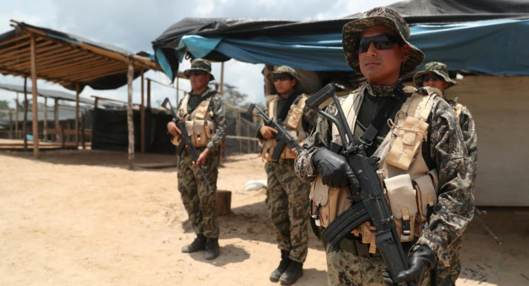 Fuerzas militares peruanas. Foto: Reuters