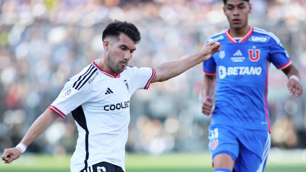 U de Chile y Colo Colo. Foto: Reuters