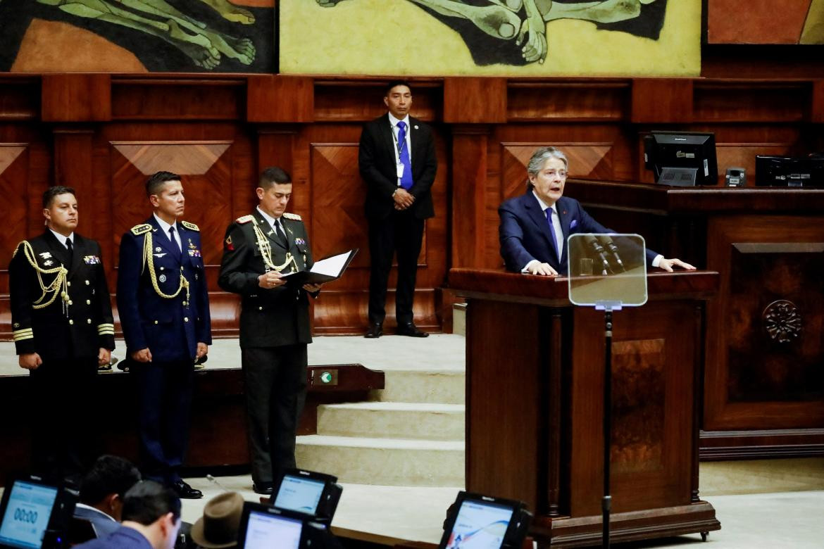 Guillermo Lasso, Ecuador, parlamento, Reuters
