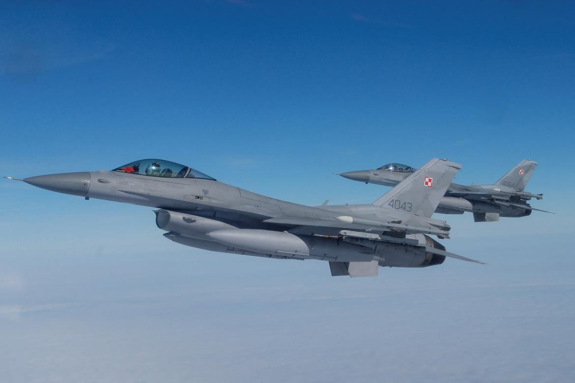 Aviones F-16. Foto: Reuters