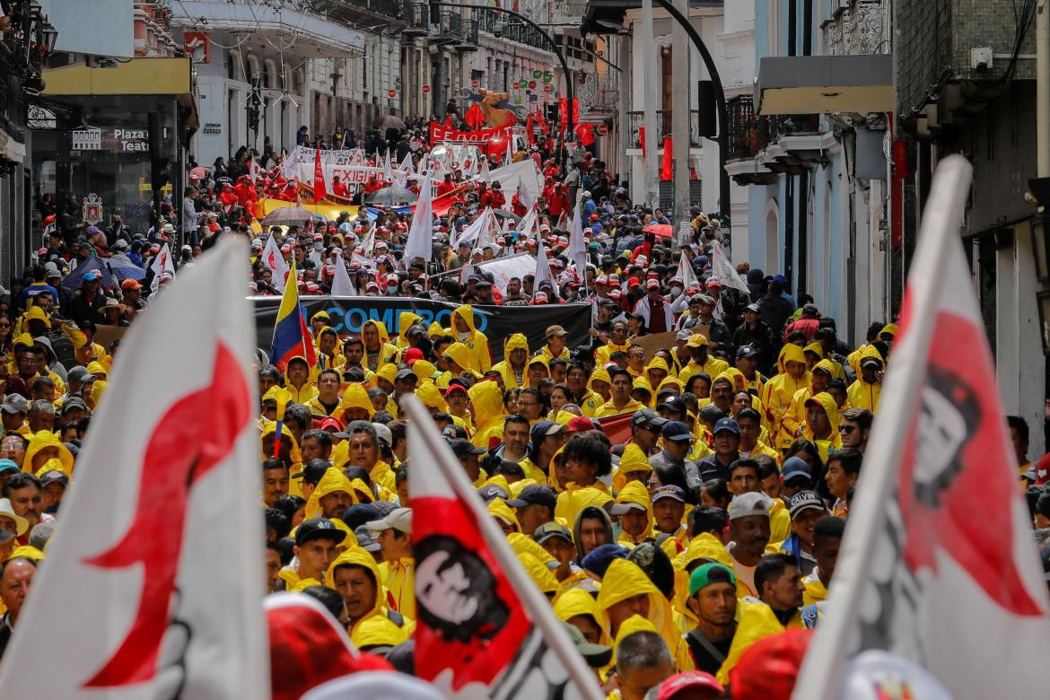 Trabajadores y sindicatos en Ecuador. Foto: Reuters.