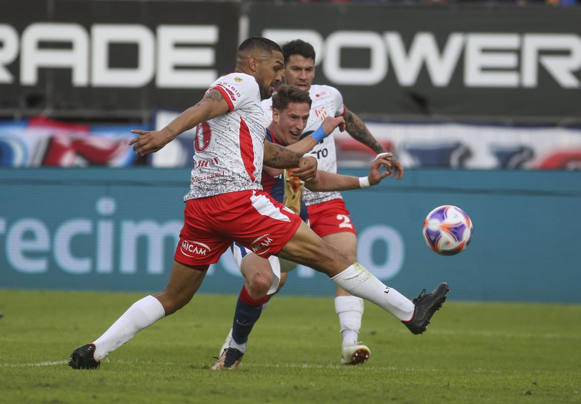 Andrés Vombergar; San Lorenzo vs. Instituto. Foto: NA.