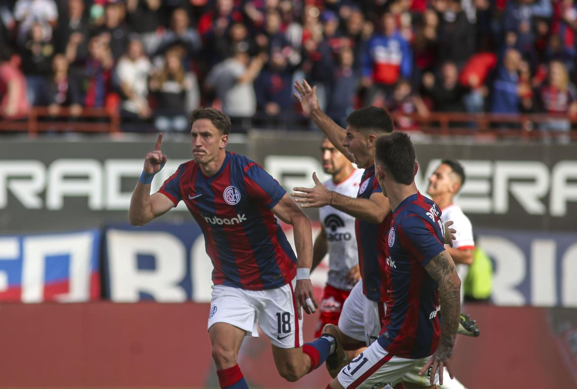 San lorenzo contra instituto