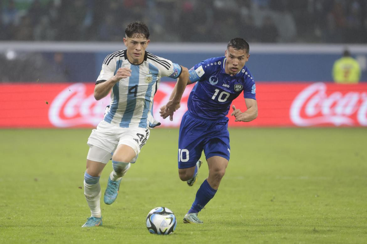 Agustín Giay; Selección Argentina Sub 20 vs. Uzbekistán. Foto: EFE.