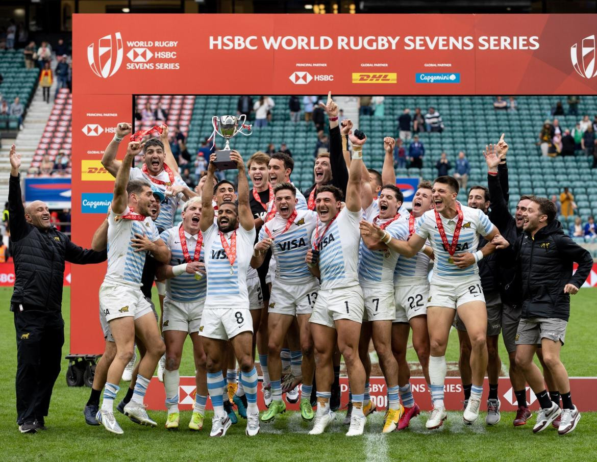 Los Pumas 7s, campeones en Londres. Foto: Twitter: @lospumas7arg.