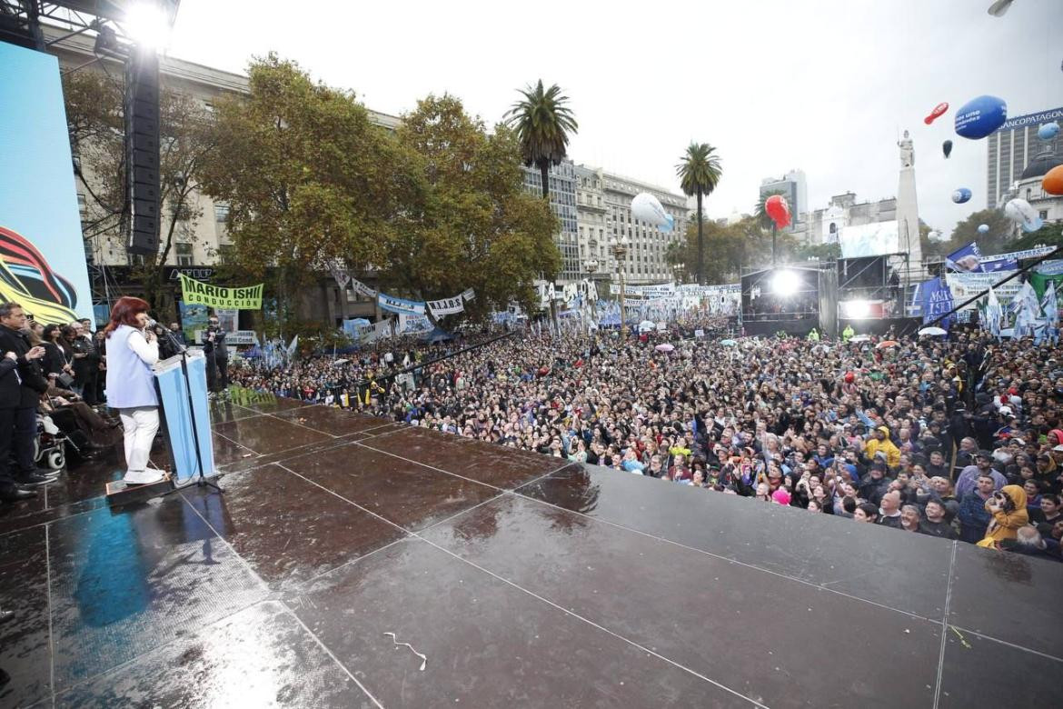 Acto de Cristina Kirchner en Plaza de Mayo. Foto: Prensa.