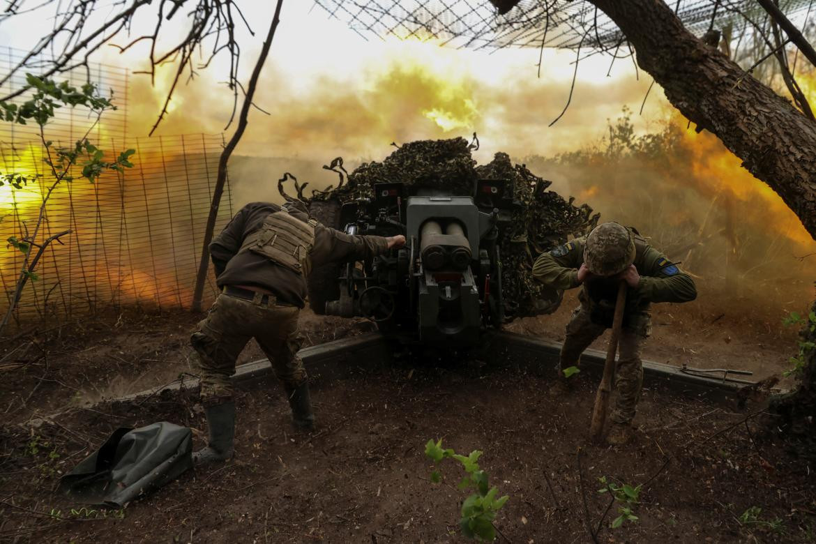 Batalla en Bajmut, en el este de Ucrania. Foto: REUTERS.