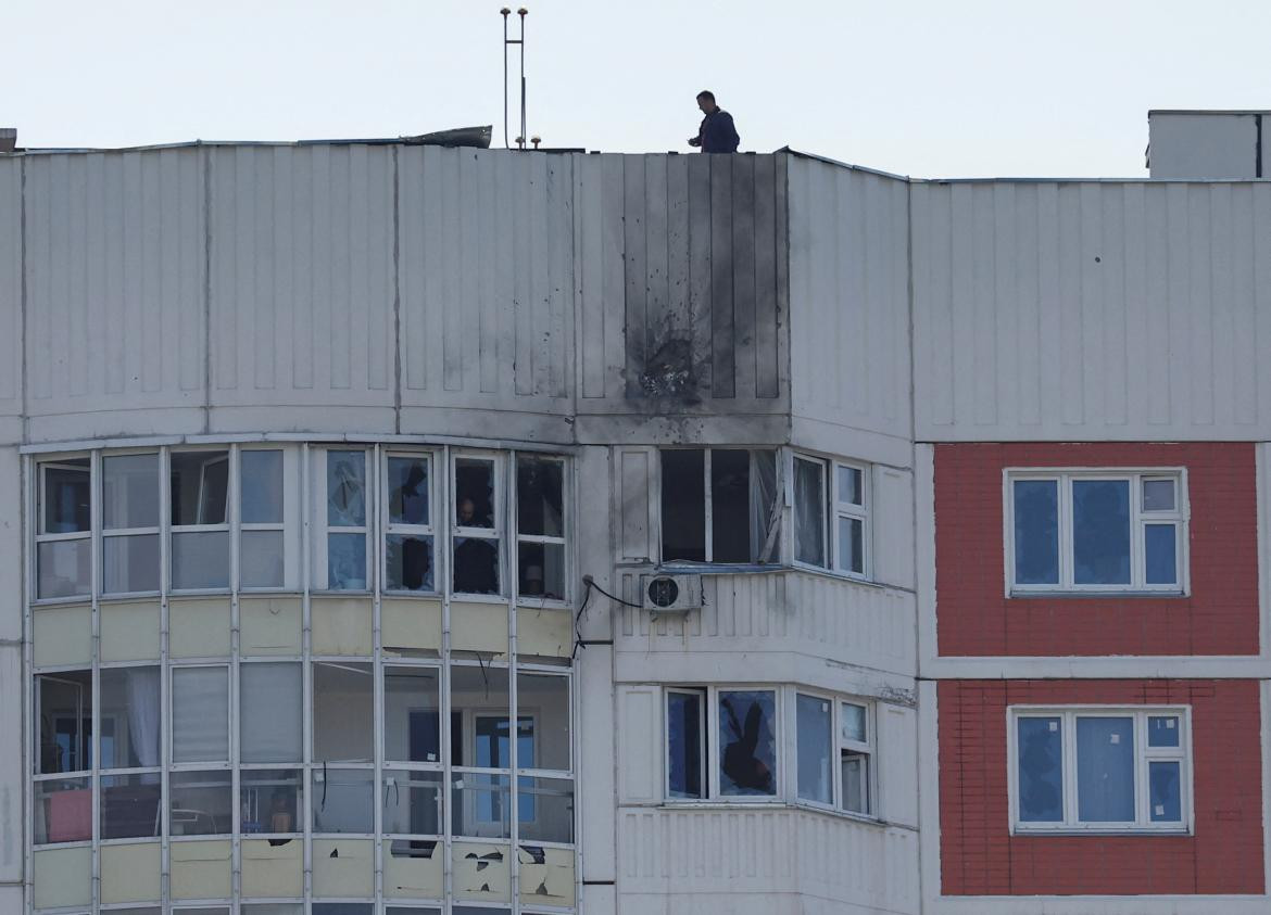 Los daños en los edificios tras el ataque con drones a Rusia. Foto: Reuters.
