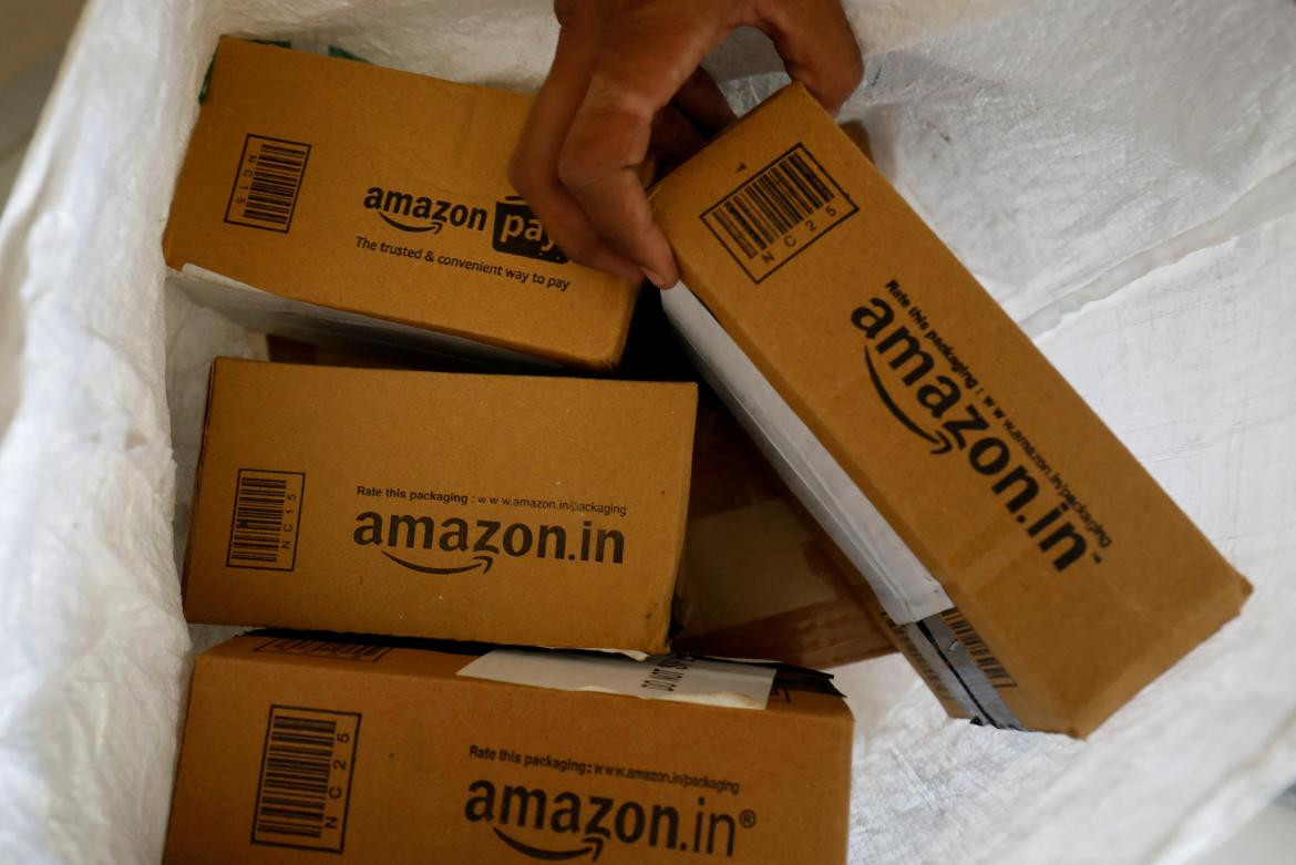Paquetes de Amazon. Foto: Reuters.