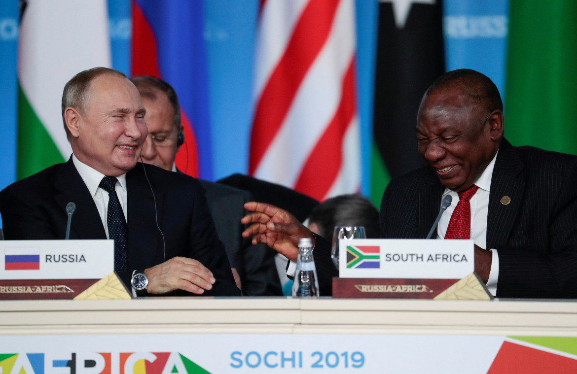 El Presidente ruso Vladimir Putin y el Presidente sudafricano Cyril Ramaphosa en 2019. Foto: Reuters