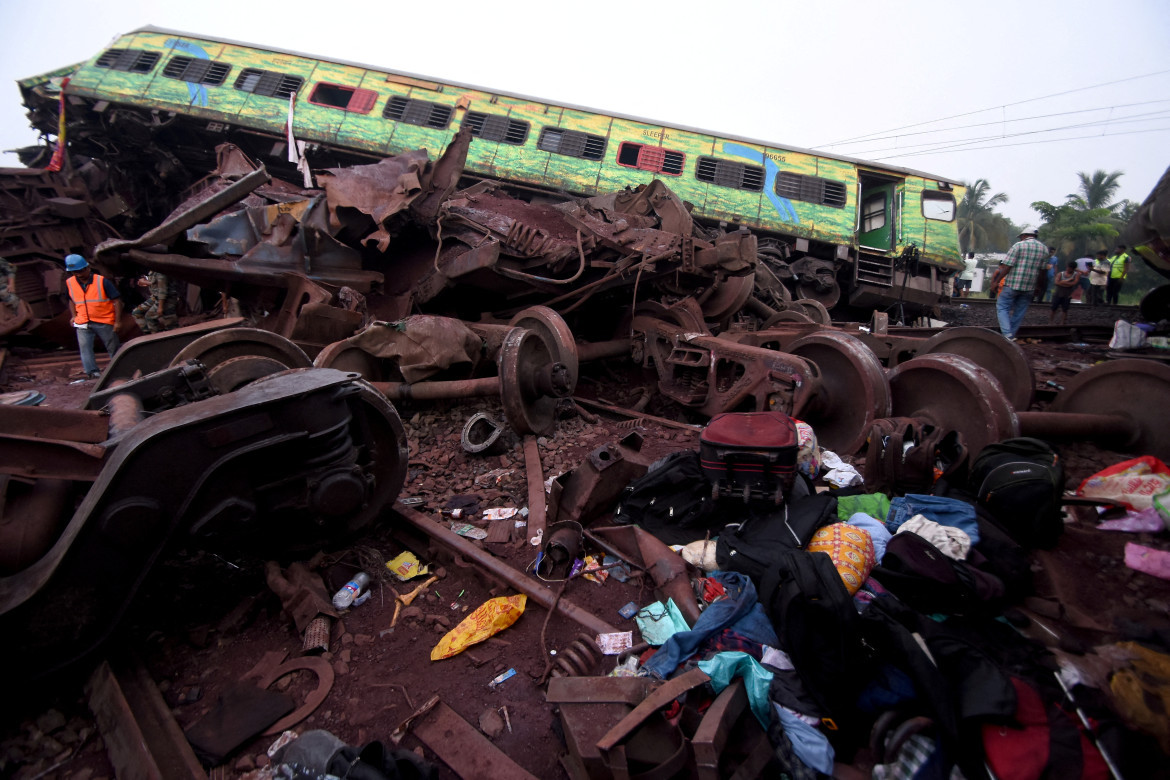 Choque de trenes en India. Foto Reuters