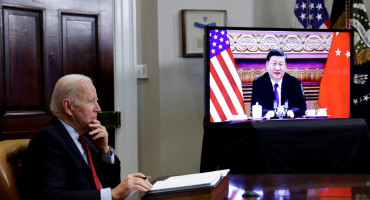Joe Biden y Xi Jinping. Foto: NA.