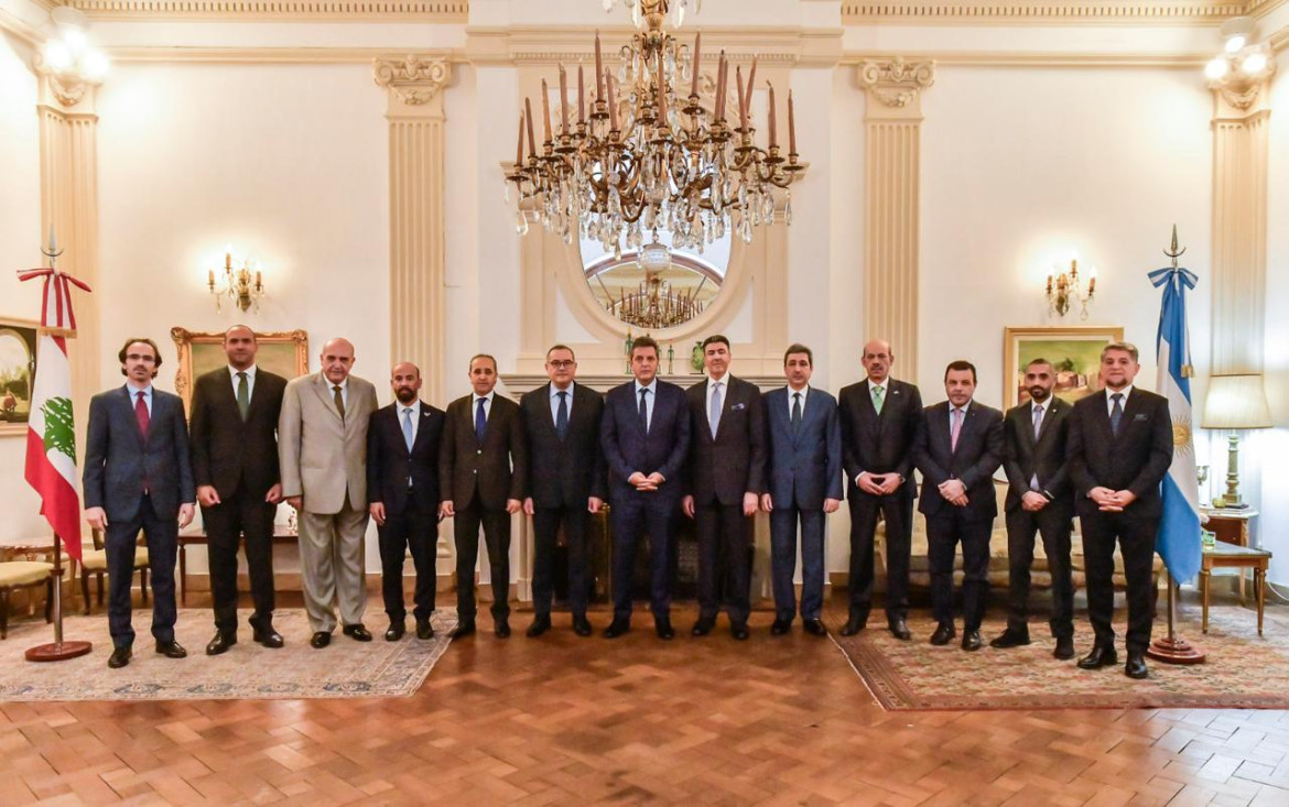 Encuentro de Sergio Massa con los embajadores de la Liga Árabe. Foto: Prensa.