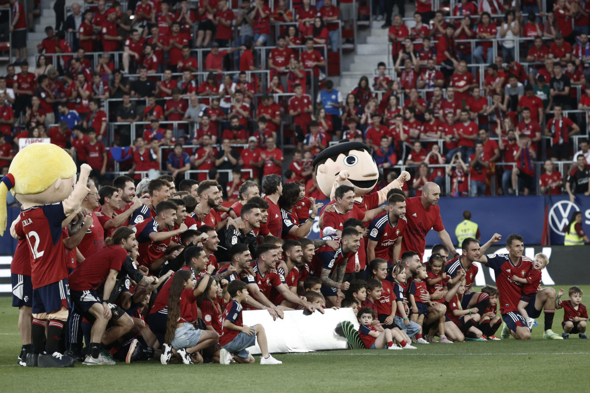 Osasuna terminó séptimo y clasificó a la Conference League. Foto: EFE.