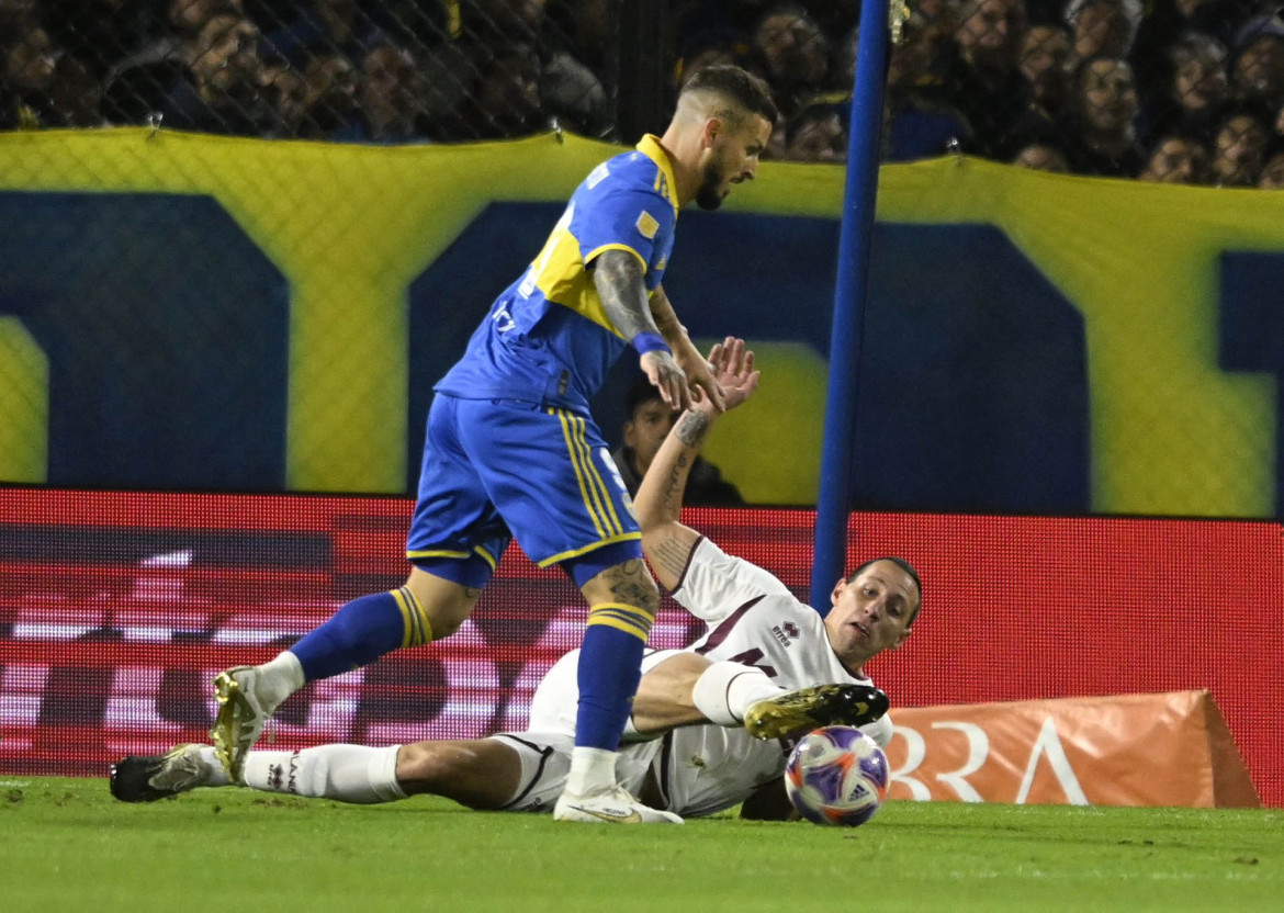 Darío Benedetto; Boca Juniors vs. Lanús. Foto: NA.