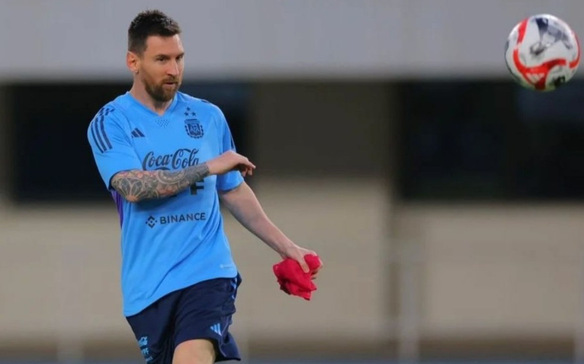 Lionel Messi se sumó a la delegación argentina en China. Foto: NA.