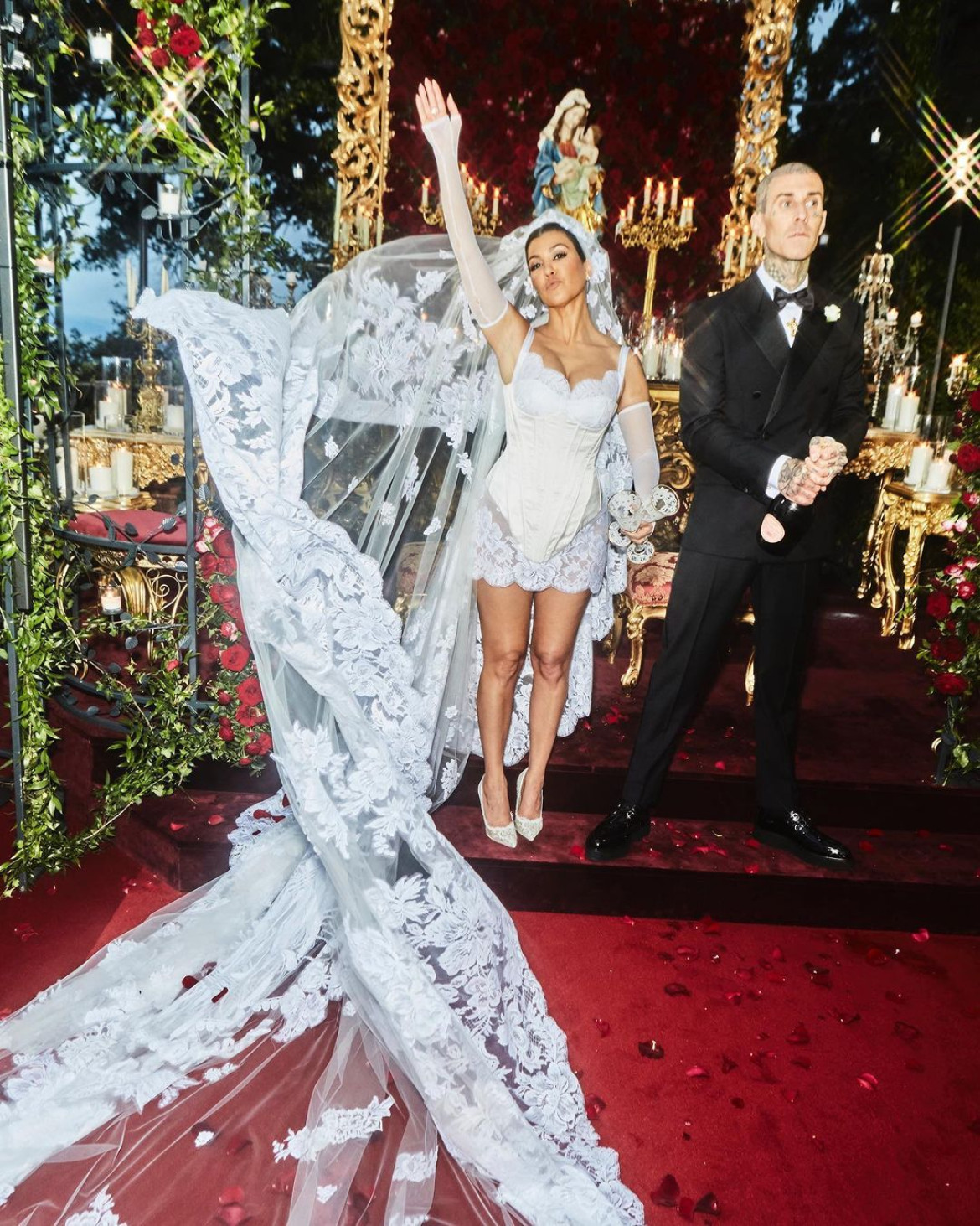 El casamiento de Kourtney Kardashian y Travis Barker. Foto: Instagram @kourtneykardashian.