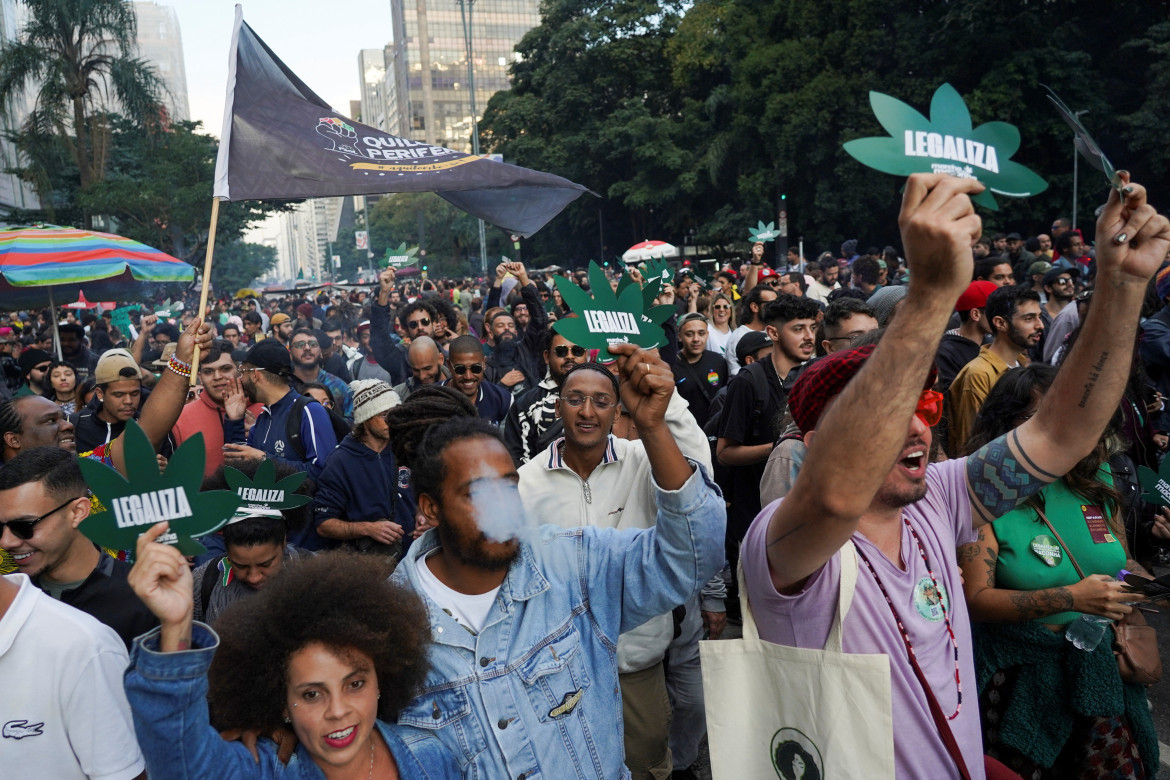 Marcha de la Marihuana en San Pablo, Brasil. Foto: Reuters