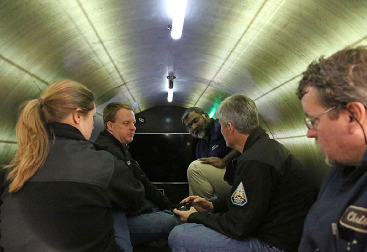 Interior del submarino "Titan" de Ocean Gate. Foto: EFE