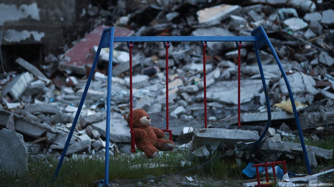 Se estima que más de 200.000 niños ucranianos fueron secuestrados por Rusia. Foto: Twitter/ @SaveukraineUs