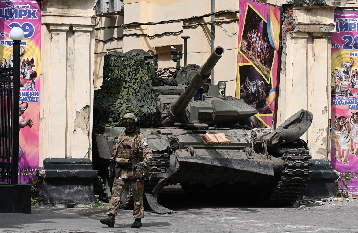 Tanques del Grupo Wagner en Rostov, Rusia. Foto: Reuters.