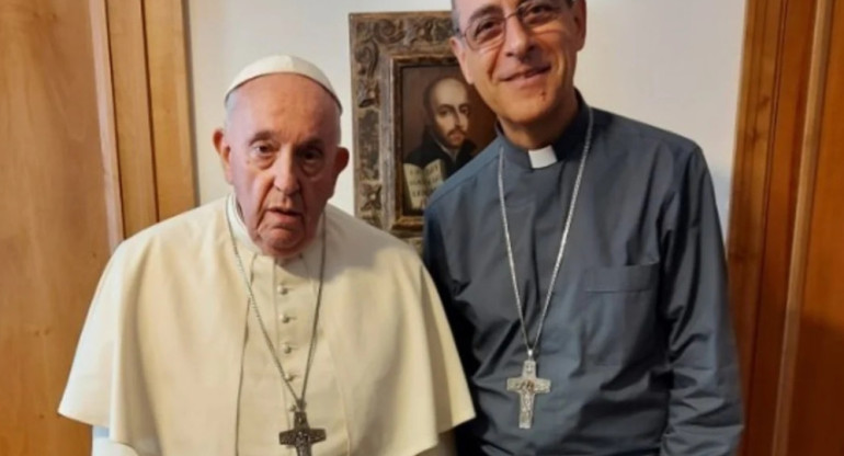 Papa Francisco y Víctor Manuel "Tucho" Fernández.