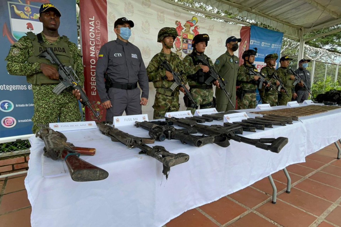 Armamento incautado a una facción del ELN en Colombia. Foto: EFE.