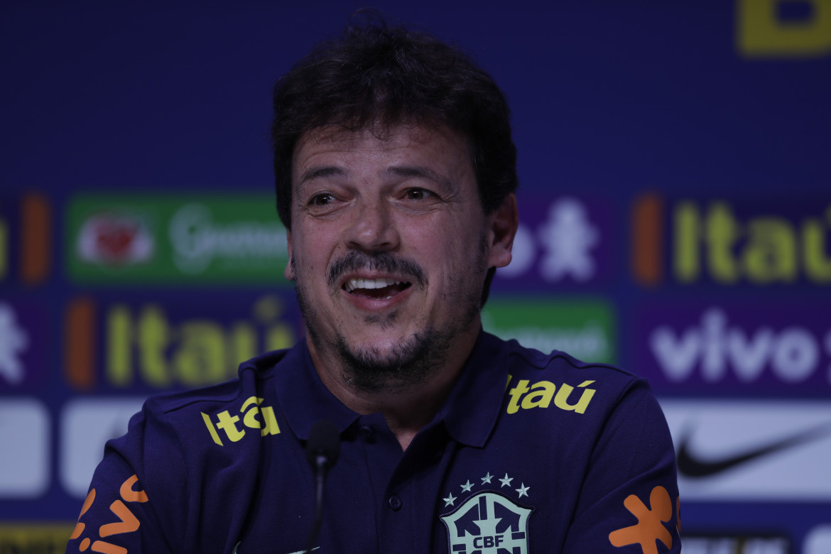 Fernando Diniz, técnico interino de la Selección de Brasil. Foto: EFE.