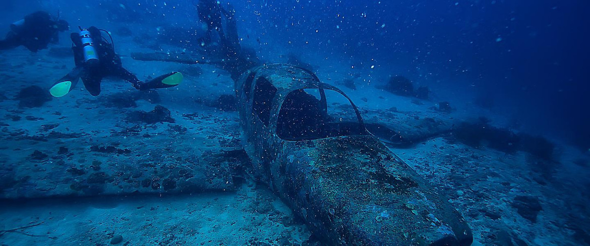 Avión en el fondo del triángulo de las Bermudas. Foto: Royal Caribbean.