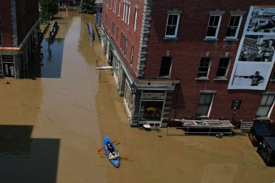 Centenares de personas fueron evacuadas de Vermont, Estados Unidos. Foto: Reuters