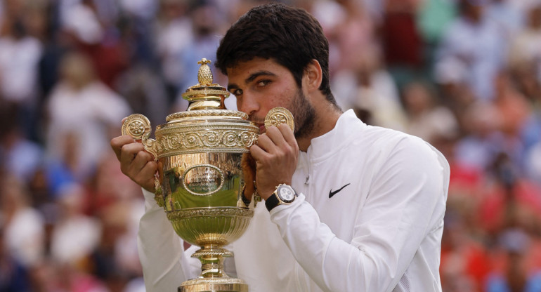Carlos Alcaraz, campeón de Wimbledon. Foto: Reuters.