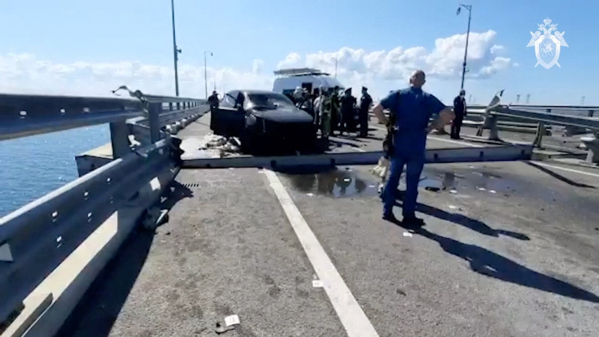 Explosión del puente de Crimea. Foto: Reuters.