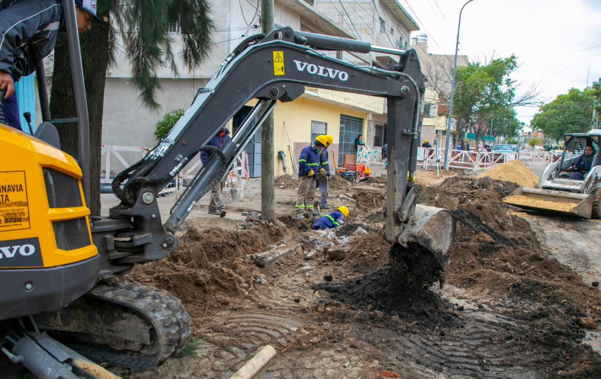 Comenzaron las obras de AySA para llevar agua potable a 75.500 personas del Barrio 21-24 en CABA. Foto: prensa.