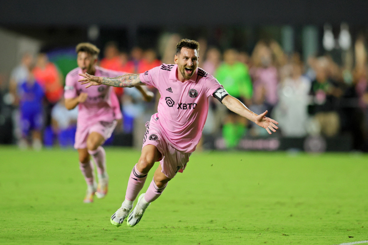 El festejo del primer gol de Lionel Messi con la camiseta de Inter Miami. Foto: Reuters.