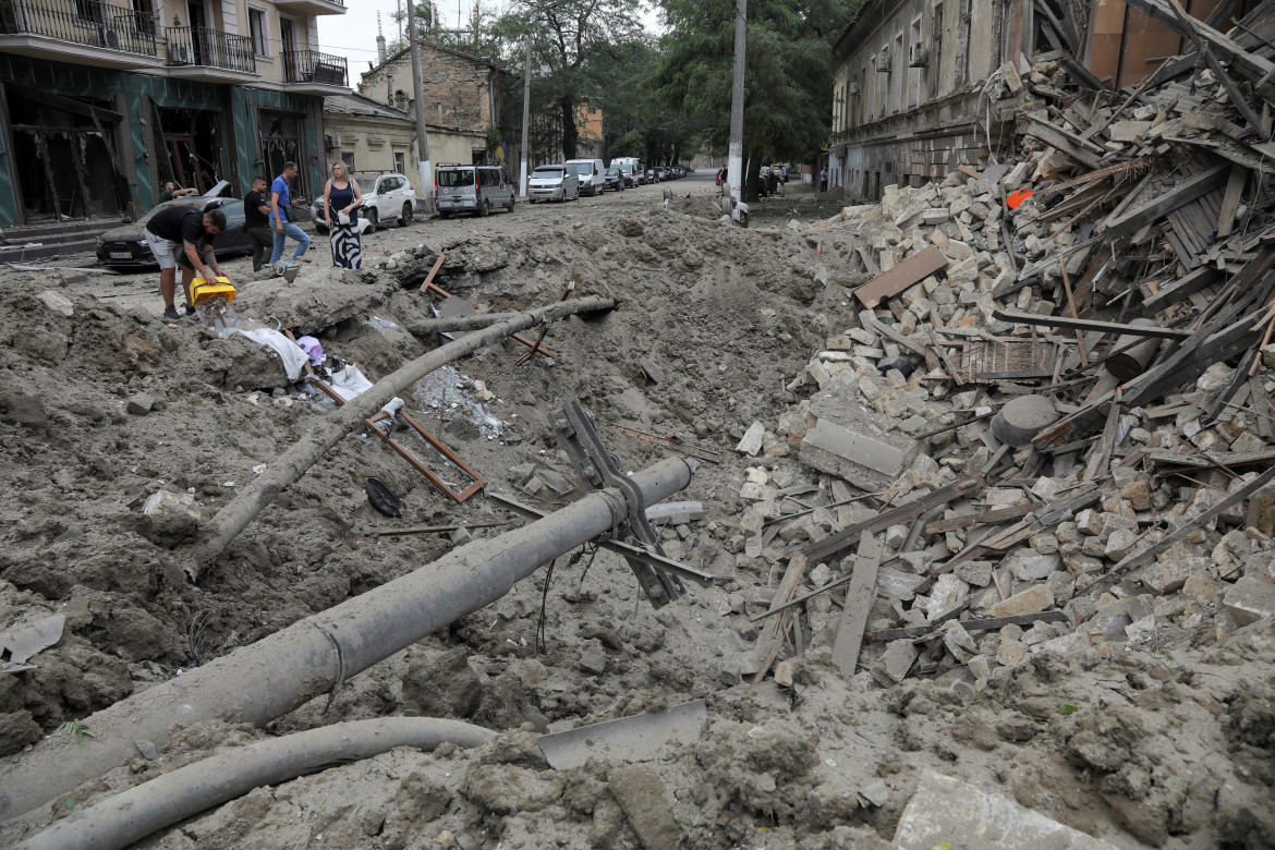 Ataque contra la ciudad de Odesa. Guerra entre Rusia y Ucrania. Foto: Reuters.