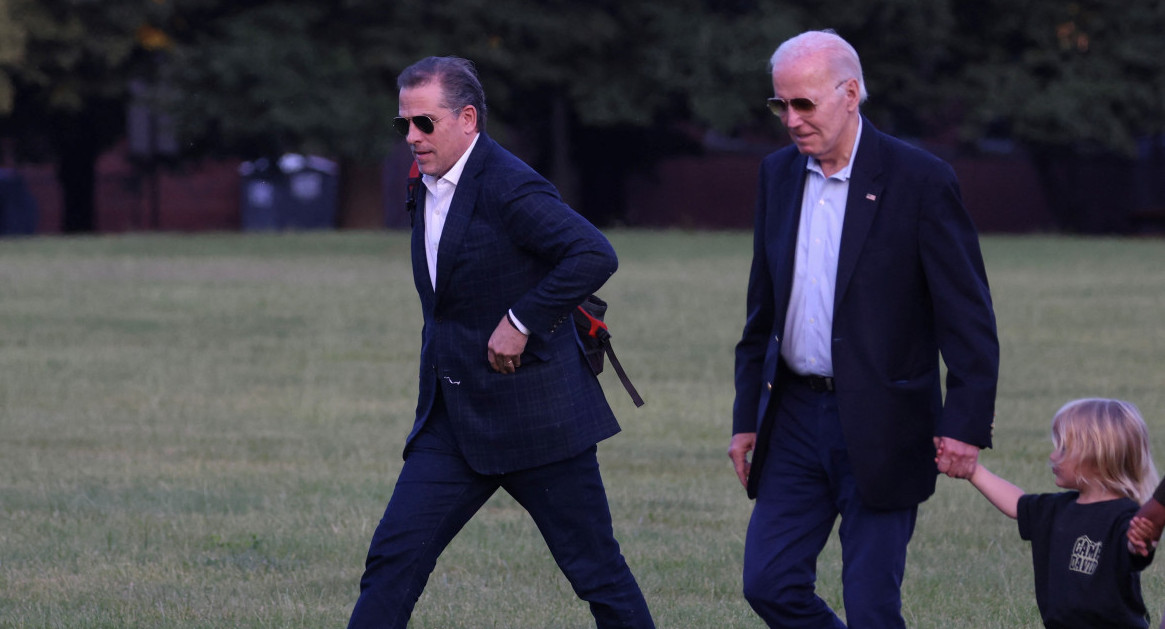 Hunter y Joe Biden. Foto: Reuters.
