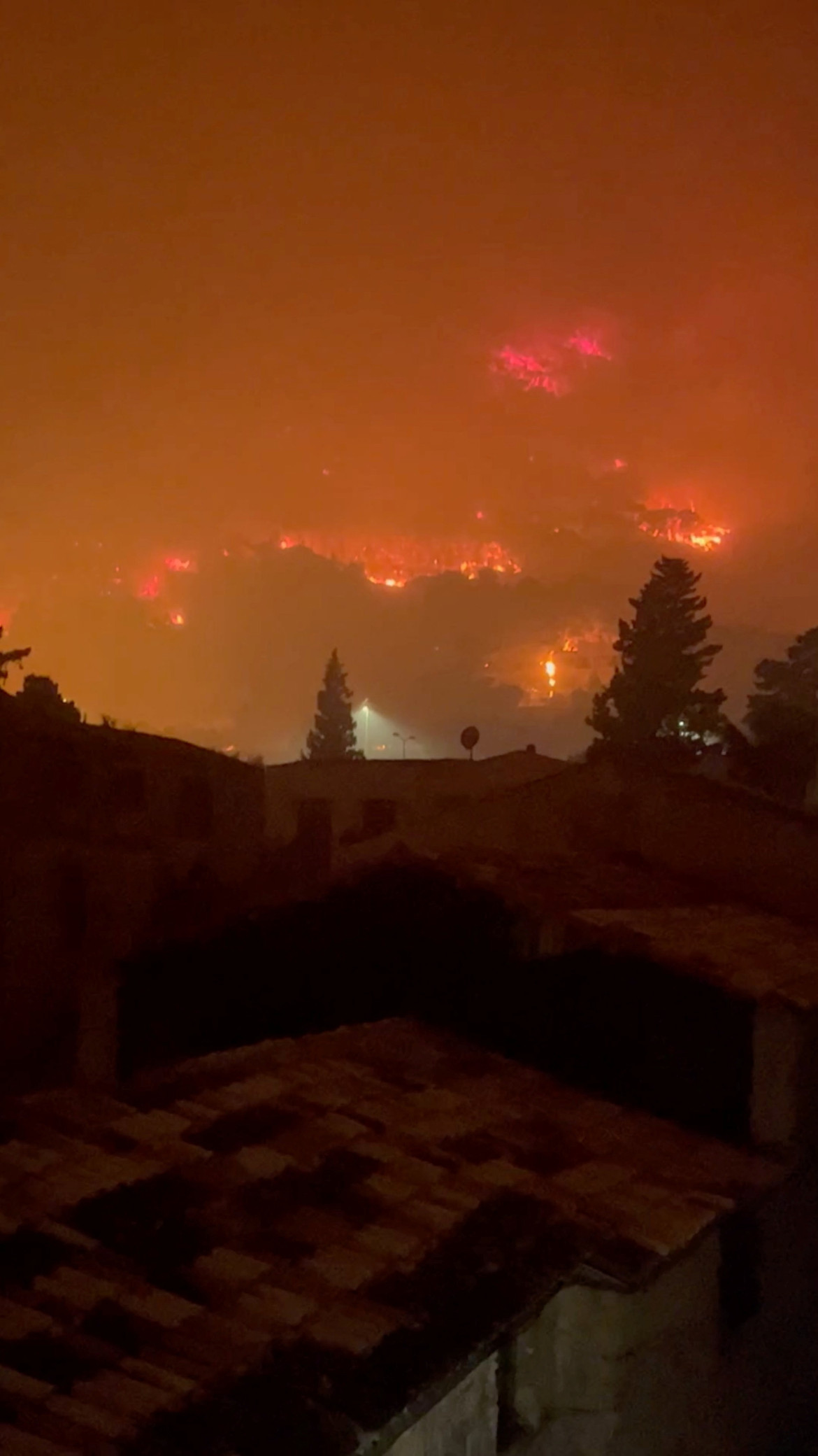 Incendios en Palermo. Foto: Reuters.