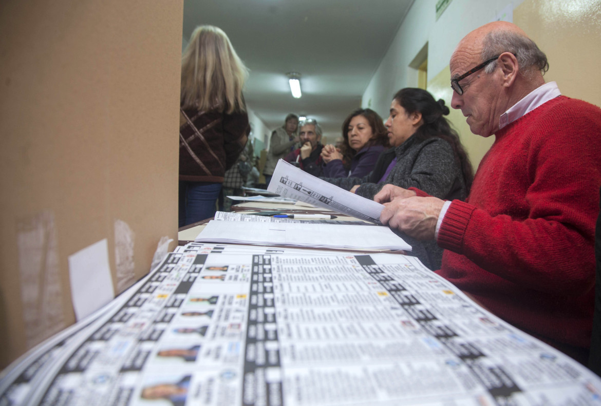 Cuáles son los requisitos para ser una autoridad de mesa. Foto: NA.