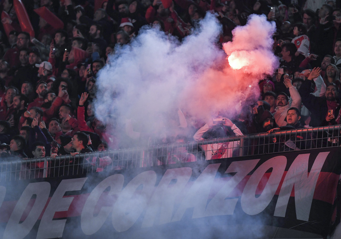 Unos 86 mil hinchas colmaron el estadio Más Monumental para acompañar al campeón. Foto: Télam.