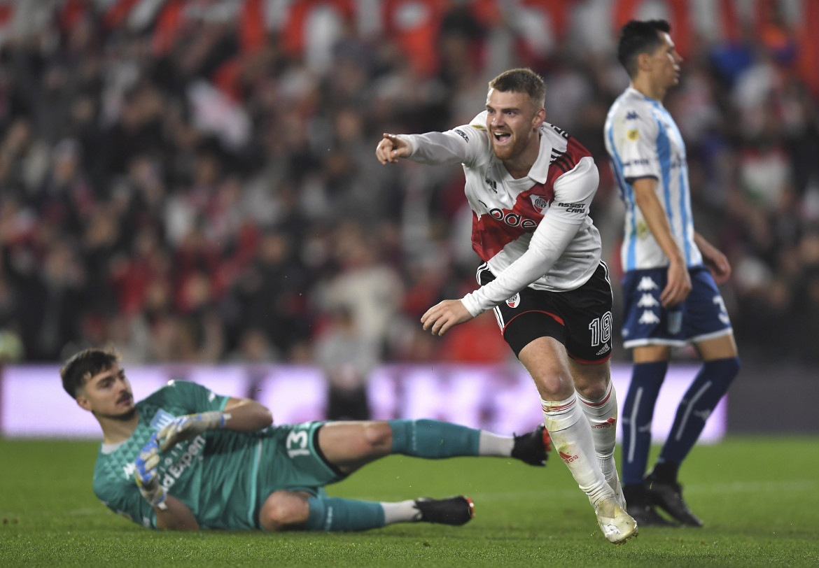 Lucas Beltrán; River Plate vs. Racing Club. Foto: Télam.